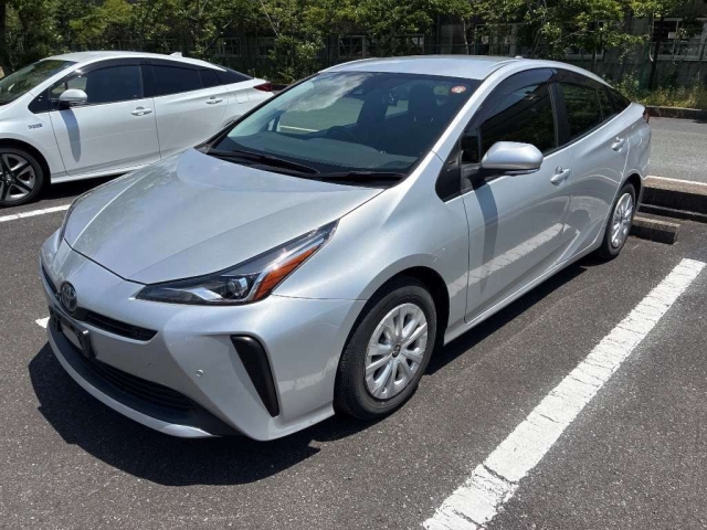 2022 TOYOTA PRIUS