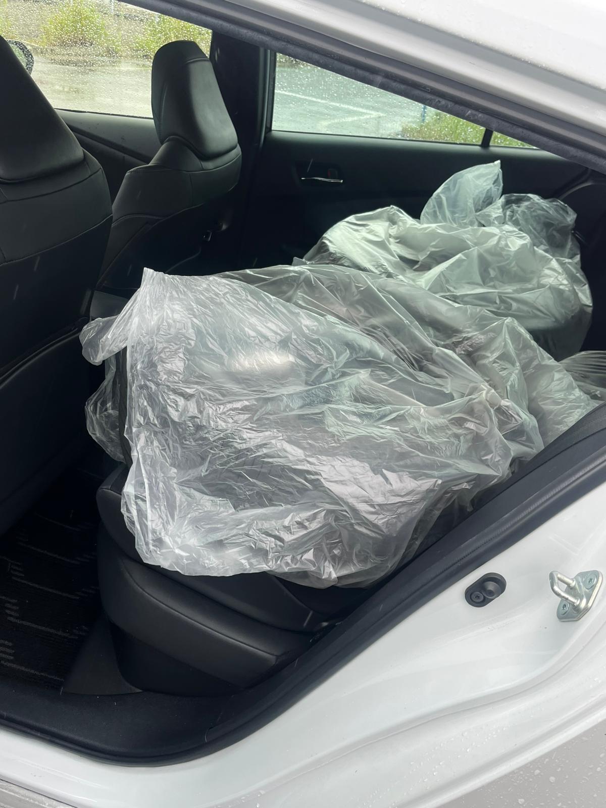 2021 TOYOTA PRIUS photo 4