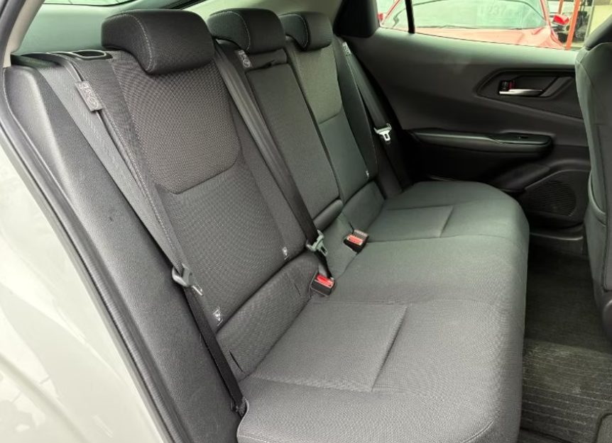 2023 TOYOTA PRIUS G HYBRID photo 8