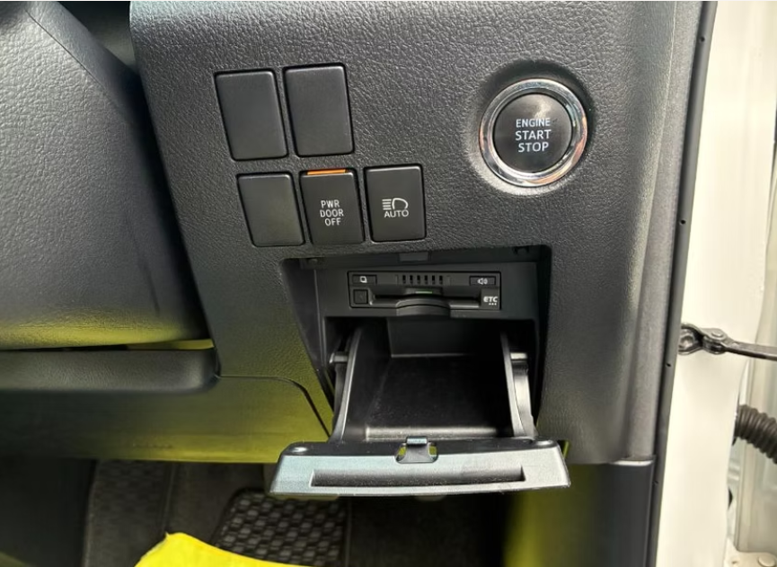 2021 TOYOTA ALPHARD X photo 12
