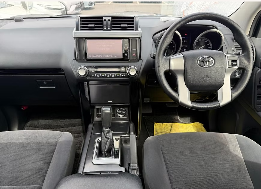 2017 TOYOTA LAND CRUISER PRADO TX photo 6