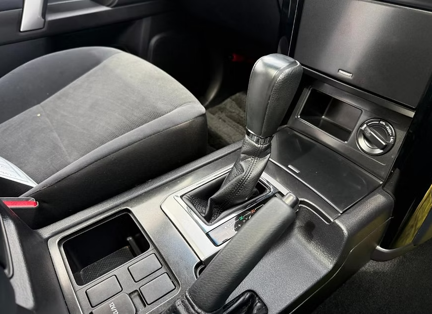 2017 TOYOTA LAND CRUISER PRADO TX photo 12