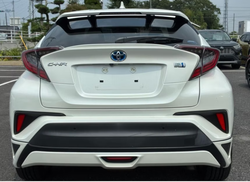 2018 TOYOTA C-HR HYBRID G GRADE photo 4