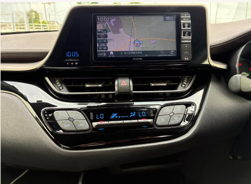 2018 TOYOTA C-HR HYBRID G GRADE photo 13
