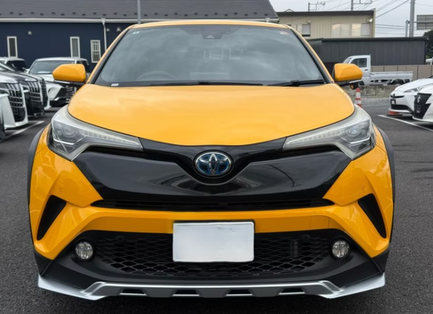 2017 TOYOTA C-HR HYBRID G GRADE photo 2