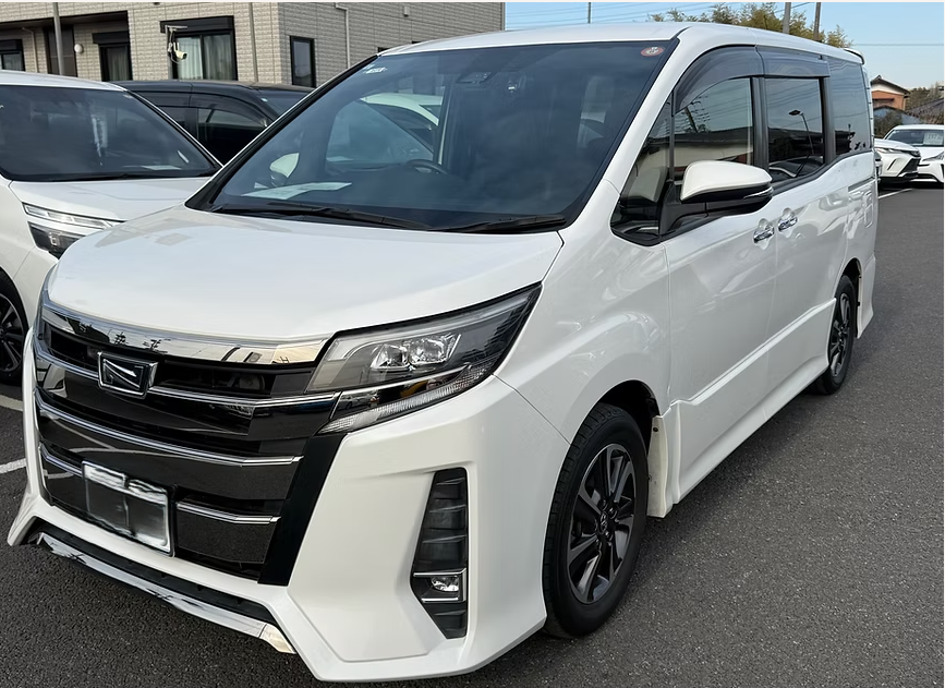 2017 TOYOTA NOAH Si WxB 7 SEATERS