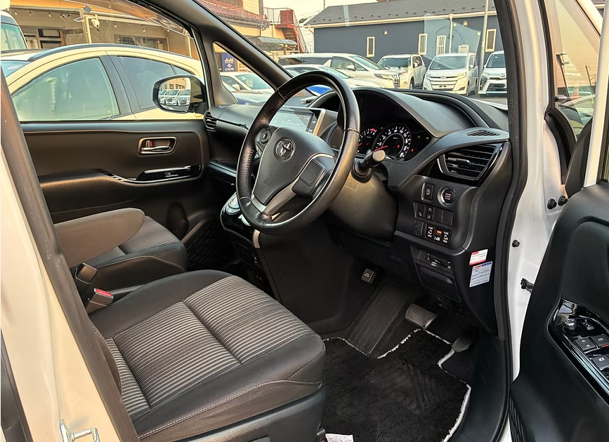 2019 TOYOTA VOXY ZS KIRAMEKI 8 SEATERS photo 7