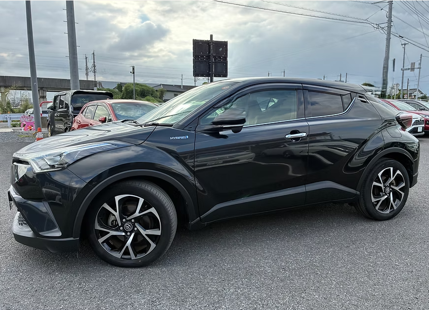 2018 TOYOTA C-HR HYBRID G LED EDITION photo 4